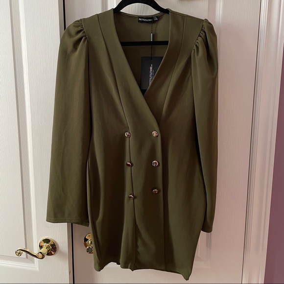 Pretty Little Thing Olive Blazer Dress - Picture 1 of 3